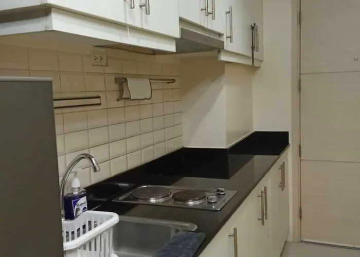 Apartment Sea Residences Xyrille Manila