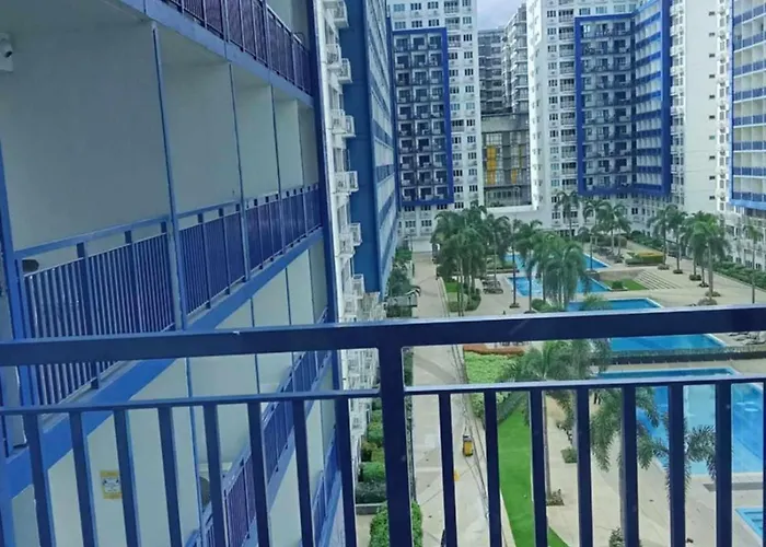 Sea Residences Xyrille アパート