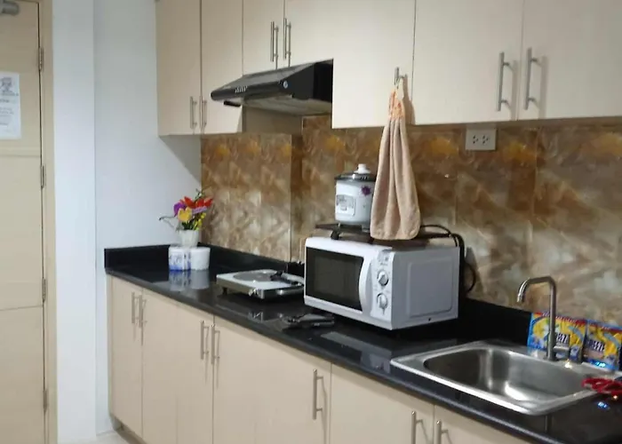 Sea Residences Xyrille Apartment